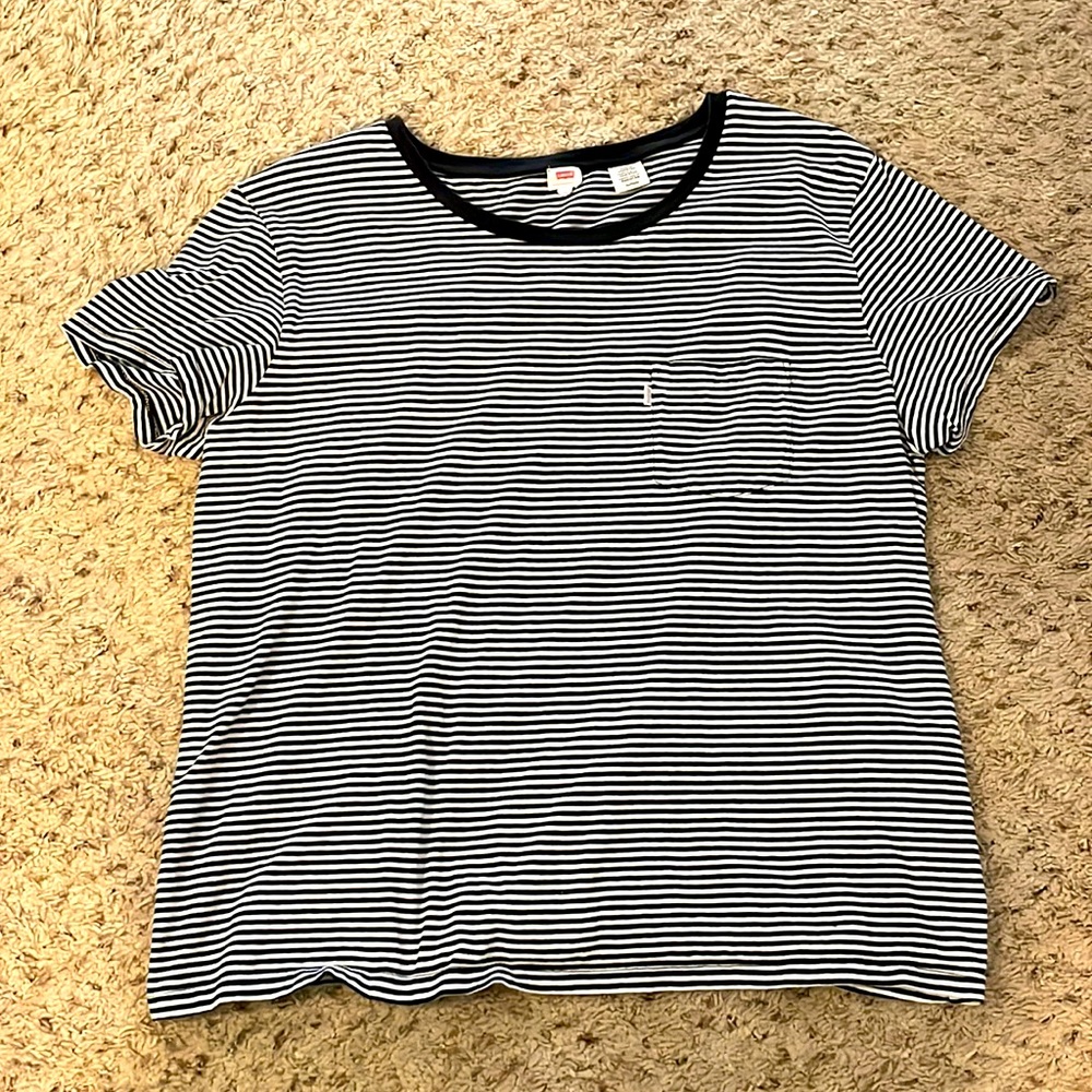 Levi’s Tee shirt